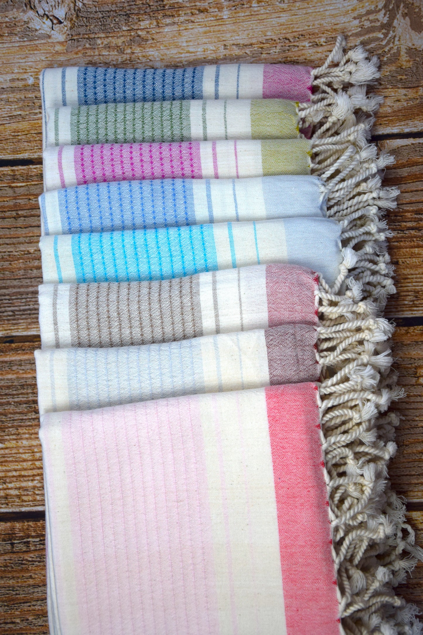 AVINO 100% Pure Turkish Cotton Towel